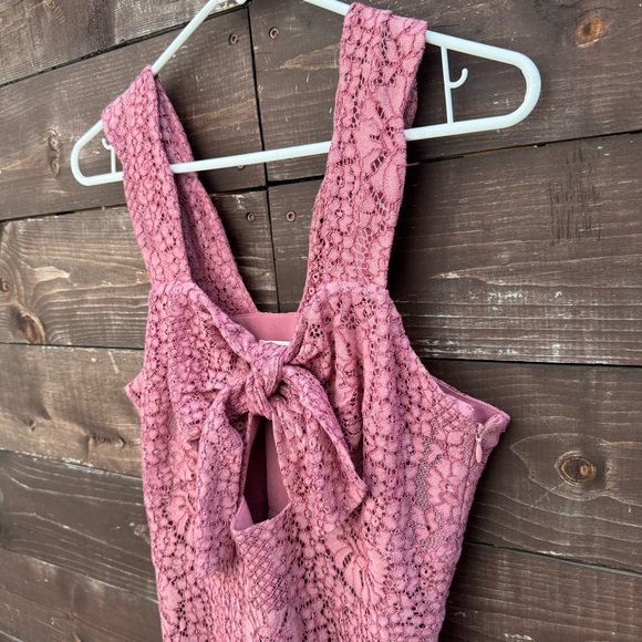 Foxiedox Pink Lace Dress Size Small - Picture 3 of 9